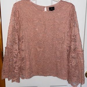 Light pink blouse long sleeves